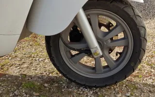 Kymco Like 125 scooter bianco