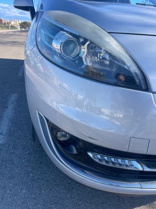 Renault Grand Scenic 2013