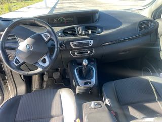 Renault Grand Scenic 2013