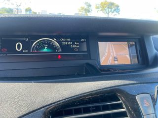 Renault Grand Scenic 2013