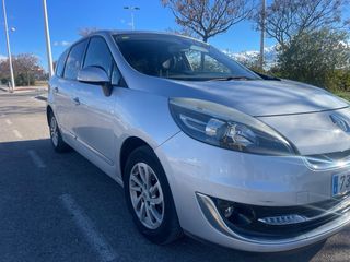 Renault Grand Scenic 2013