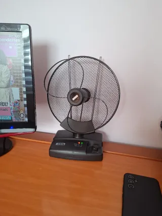 TV LG 21 Negra y Roja