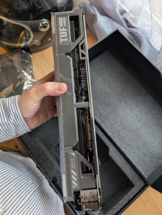 Tarjeta Gráfica Asus TUF Gaming RTX 5070