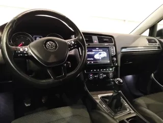 Volkswagen Golf VII Highline