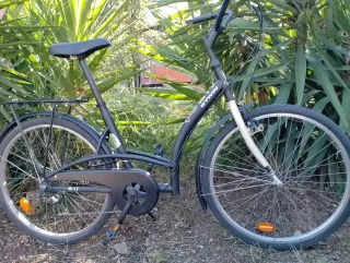 Bicicleta Paseo Btwin Negra