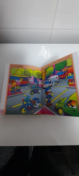 LIBROS FANTASTICOS No.4(VERDE)(T.D)