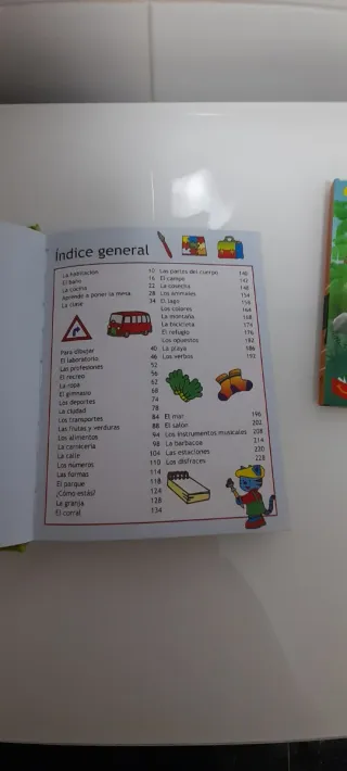 LIBROS FANTASTICOS No.4(VERDE)(T.D)