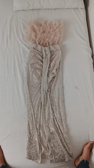 Vestido largo lentejuelas y tul