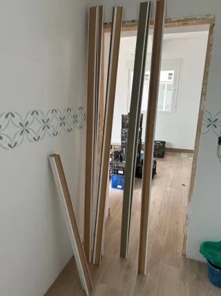 Tapa juntas puerta paso blanco