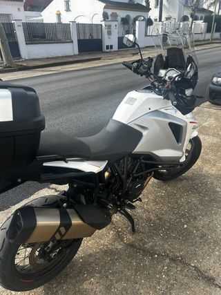 KTM 1290 Super Adventure T