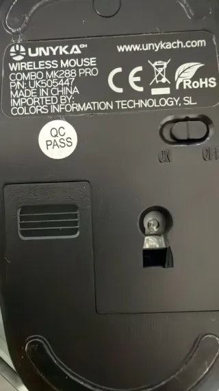 Teclado y Ratón Inalámbricos UNYKA Negros