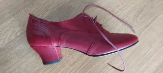 Zapatos de tacón Slidè ans Swing burdeos, num 37.