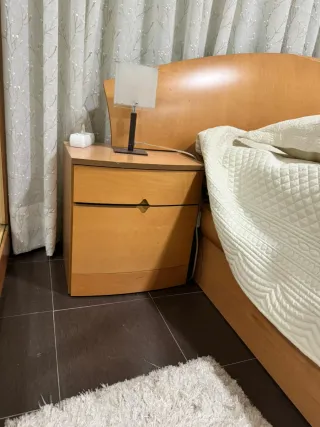 Dormitorio completo madera clara