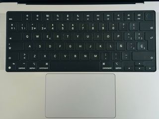 MacBook Pro 14” M1 16GB RAM / 512GB SSD