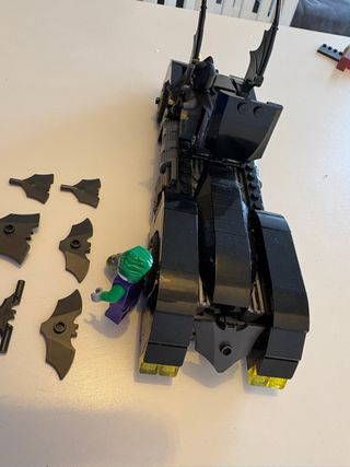 Lego Batmóvil con Joker y accesorios