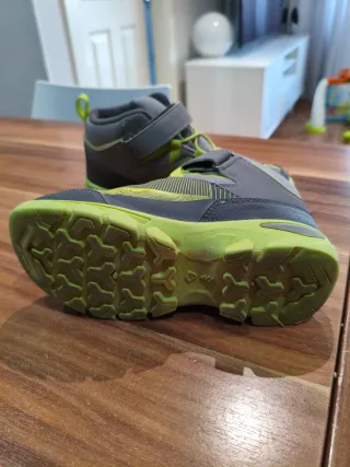 Botas de Montaña Niños Quechua Talla 31