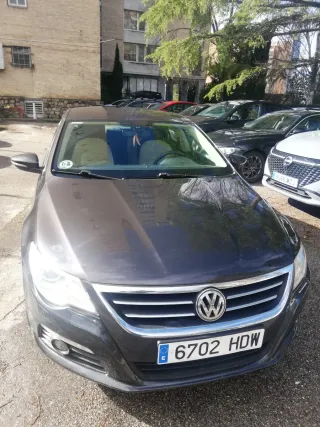 Volkswagen Passat CC 2011