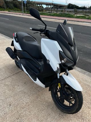 Yamaha XMAX 125 Blanca 2015