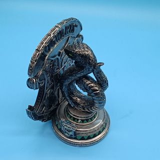 - Nemesis Now Sujetalibros con Licencia Oficial