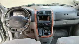 KIA Carnival 2004