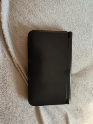 Nintendo 3DS XL Edición Monster Hunter 3 Ultimate