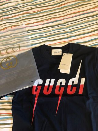 Maglietta Gucci Nera con Logo