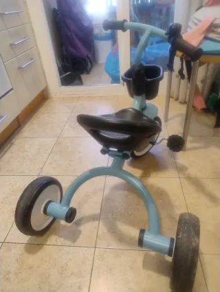 Triciclo infantil Aiyaplay azul 1 sólo uso