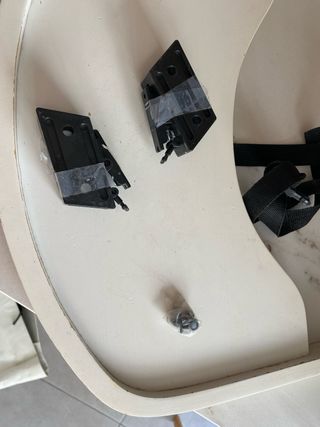 Trona evolutiva de madera blanca.