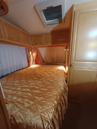 Caravana 4 plazas Hobby 495 Prestige