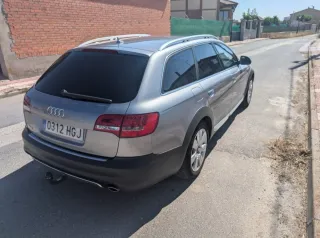Audi A6 Allroad 2012