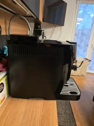 Macchina Caffè Delonghi Magnifica Start