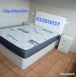 Liquidación, canapés y colchones armarios y sofas