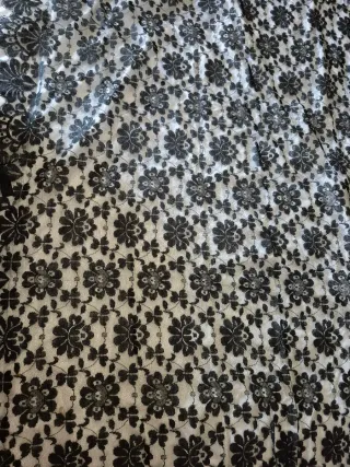 Mantilla blonda antigua siglo XIX