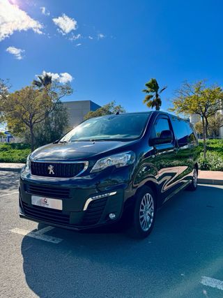 Peugeot Traveller 9 Plazas
