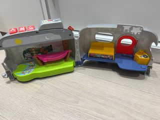 Coche con caravana Little People Fisher Price