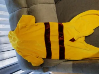 Pijama Disfraz Pikachu Talla 115. 6/8 años