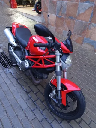 Ducati Monster 696 , 2008