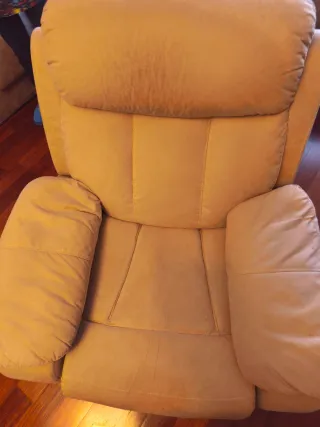 Sillón relax beige semi-nuevo