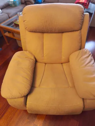 Sillón relax beige semi-nuevo