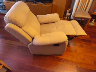 Sillón relax beige semi-nuevo