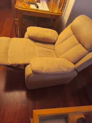 Sillón relax beige semi-nuevo