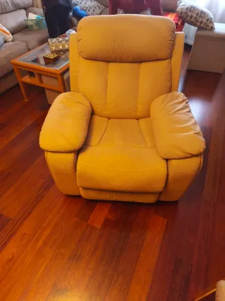 Sillón relax beige semi-nuevo