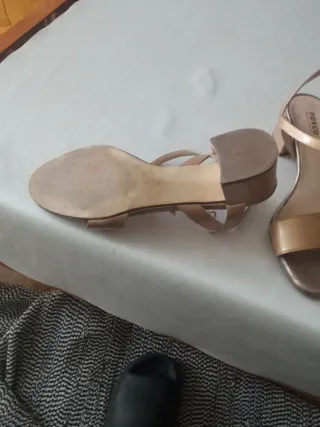 Sandalias Fosco doradas