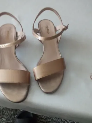 Sandalias Fosco doradas
