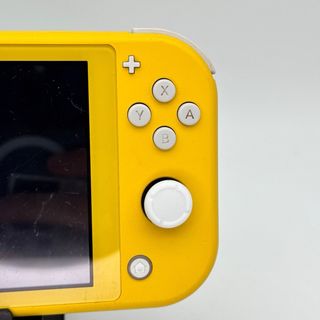 Nintendo Switch Lite Gialla Completa