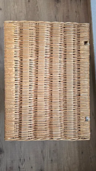 Baúl de mimbre grande