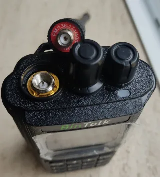 Radio Walkie Talkie FM BinTolk BT8000 bluetooth