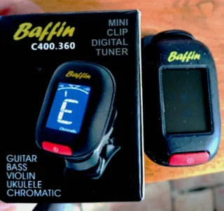 Guitarra Clásica Admira con Funda y Afinador