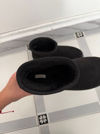 Botas pelo negras Lefties talla 40