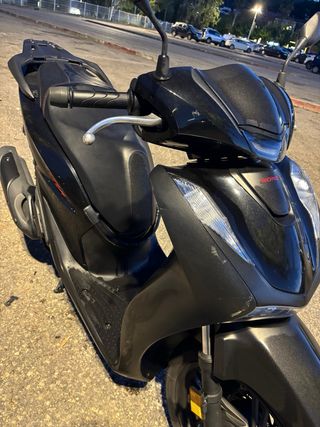Honda Sh125i Sport Negra